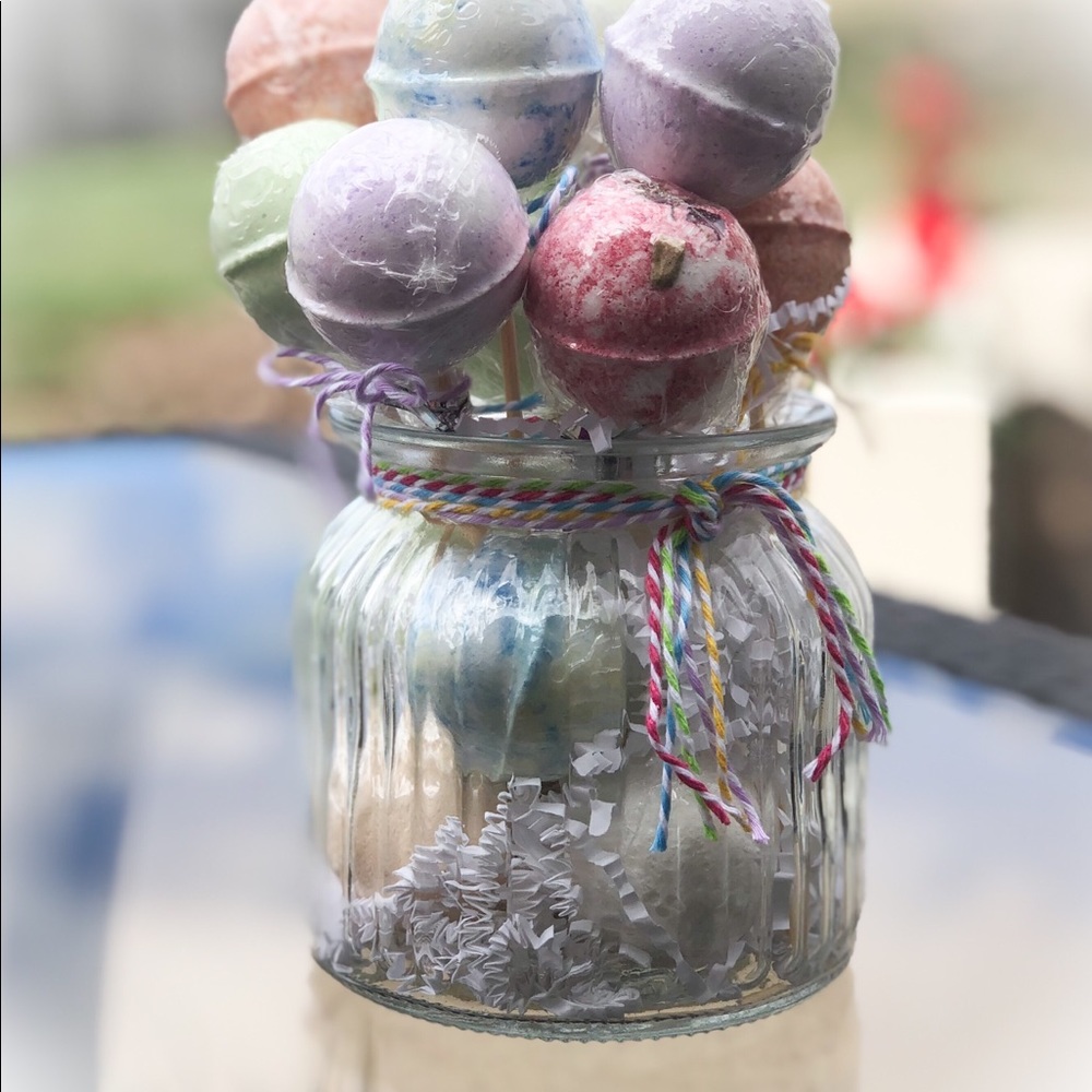 Lollipop Effervescent Bath Bomb Bouquet